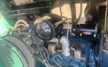 Chevrolet-3200-1955-Other-Beige-3