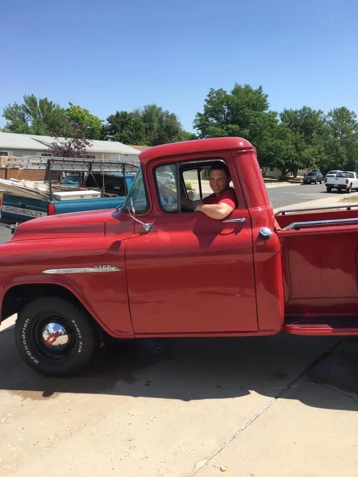 Chevrolet-3200-1955-Red-Gray-1