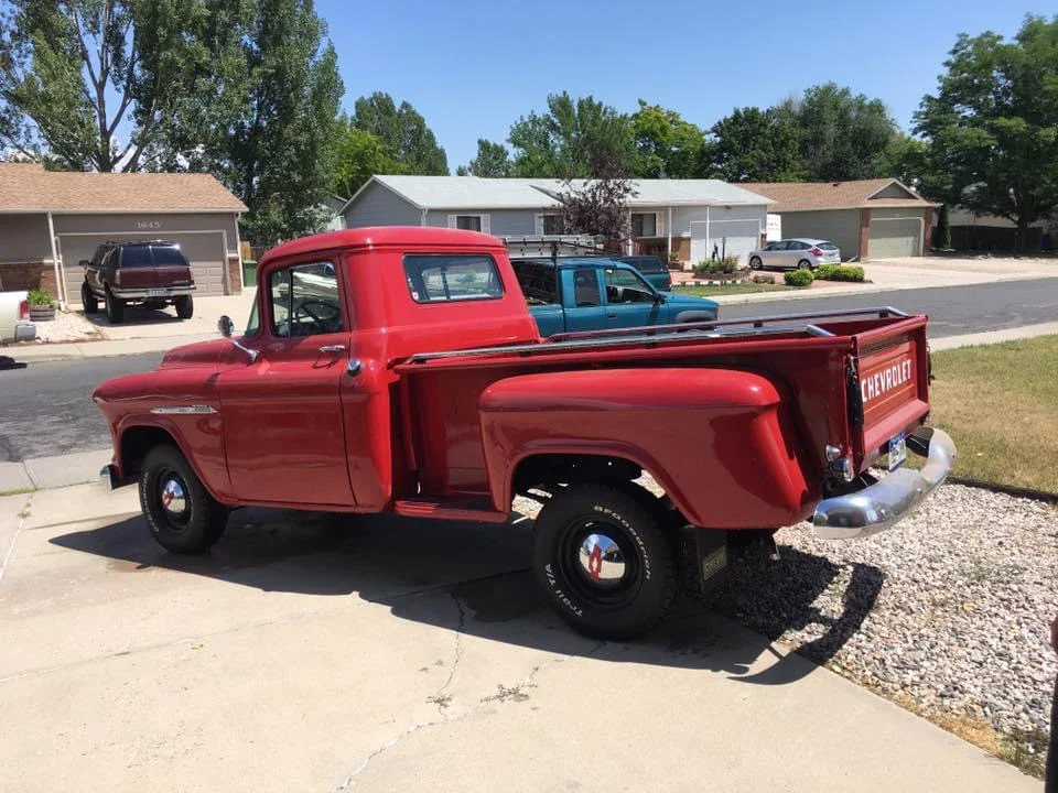 Chevrolet-3200-1955-Red-Gray