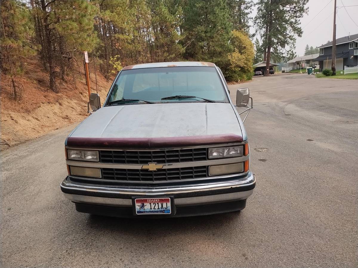 Chevrolet-34-ton-1991-blue-2