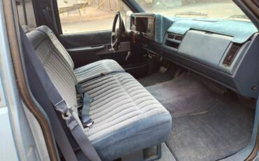 Chevrolet-34-ton-1991-blue-3
