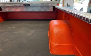 Chevrolet-34-ton-pickup-1970-Orange-and-White-Black-19
