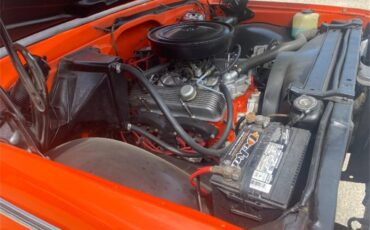 Chevrolet-34-ton-pickup-1970-Orange-and-White-Black-23