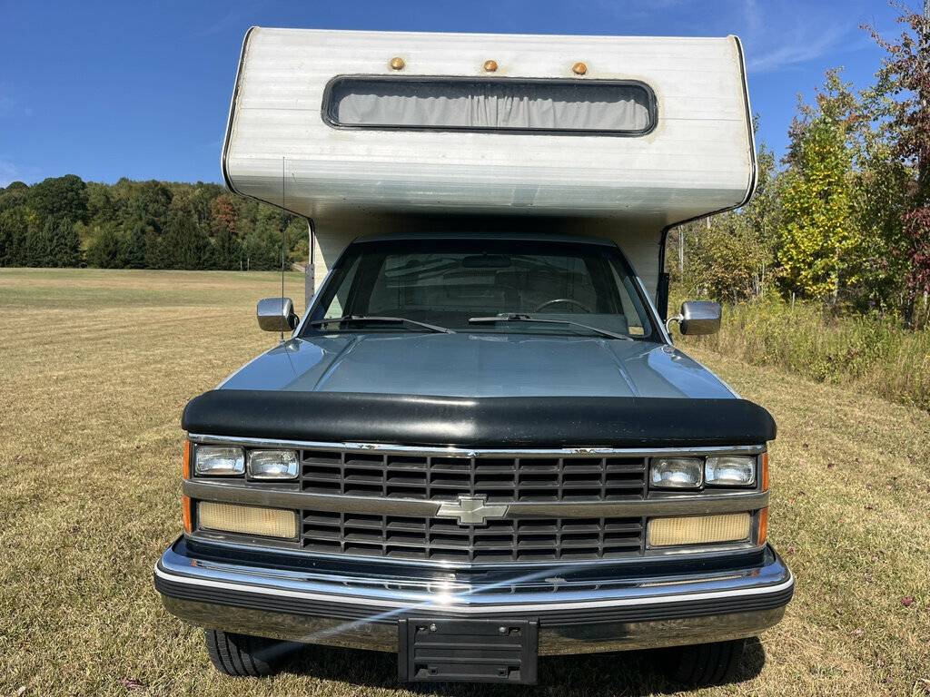 Chevrolet-34-ton-pickups-1989-blue-1