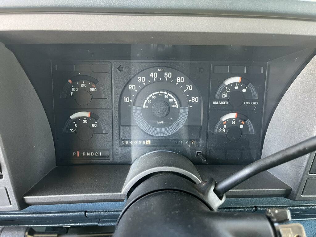 Chevrolet-34-ton-pickups-1989-blue-14