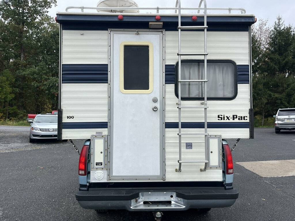 Chevrolet-34-ton-pickups-1989-blue-20