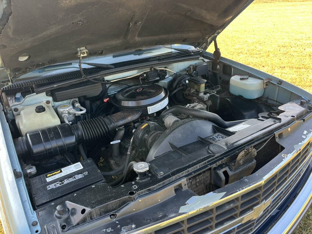 Chevrolet-34-ton-pickups-1989-blue-23