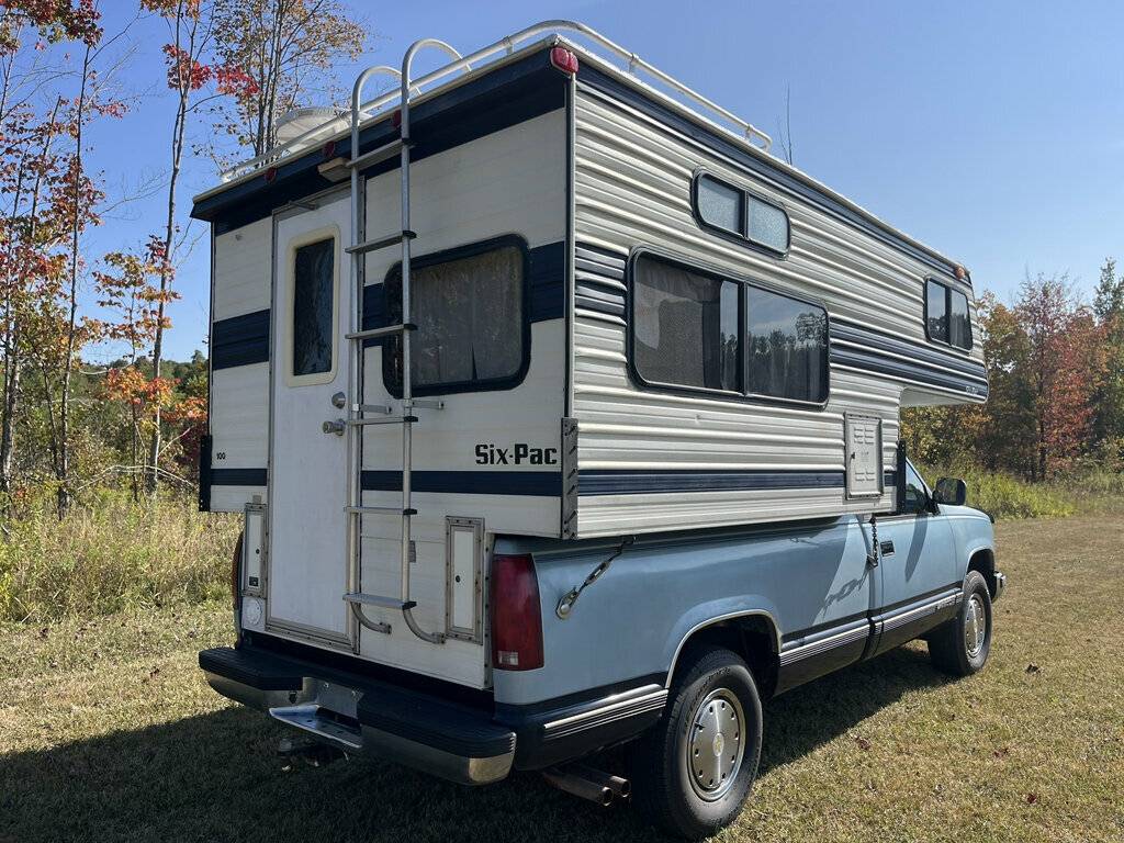 Chevrolet-34-ton-pickups-1989-blue-3