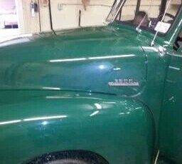 Chevrolet-3600-1952-Green-Tan-9