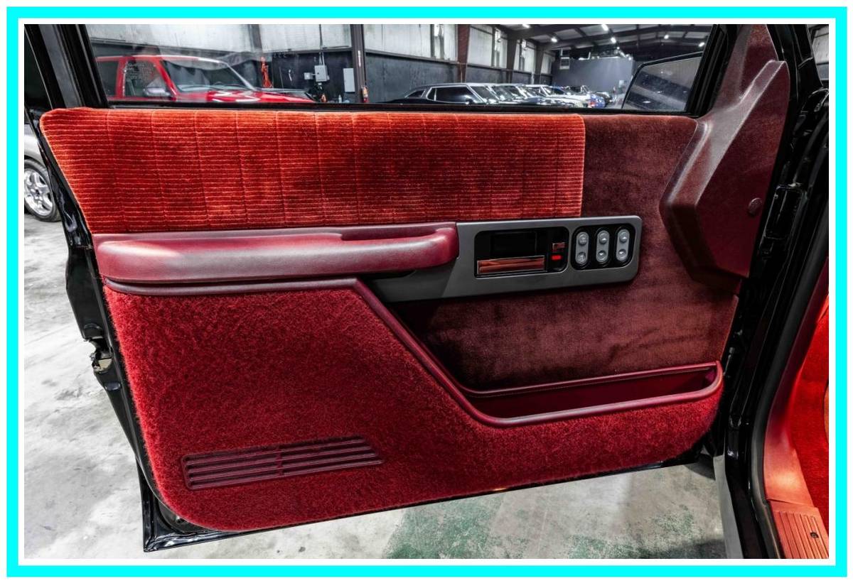 Chevrolet-454ss-1990-black-105