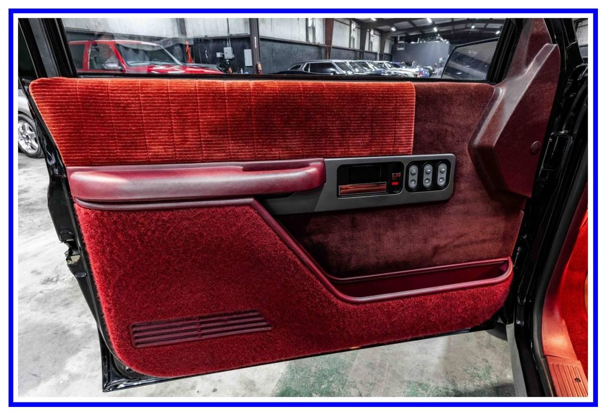 Chevrolet-454ss-1990-black-14
