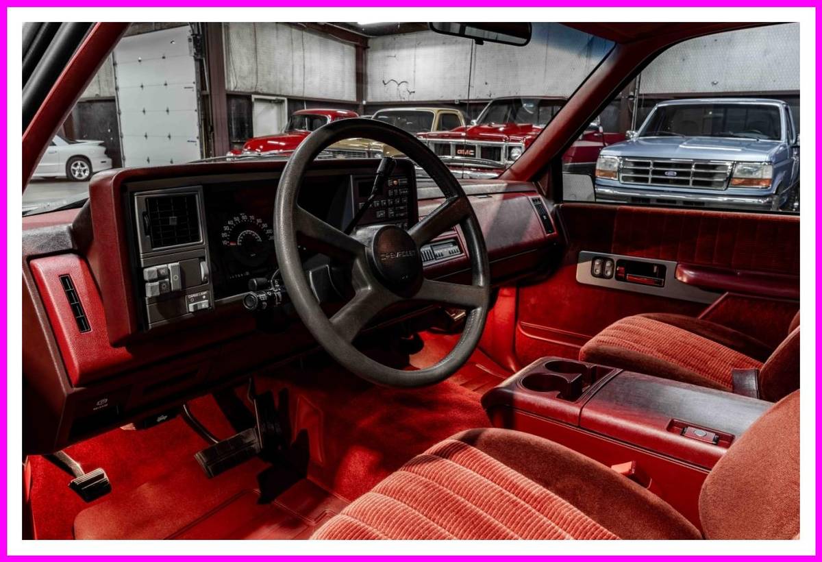 Chevrolet-454ss-1990-black-37