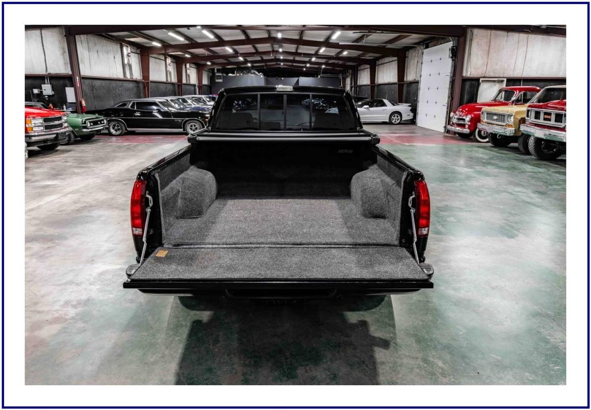 Chevrolet-454ss-1990-black-41