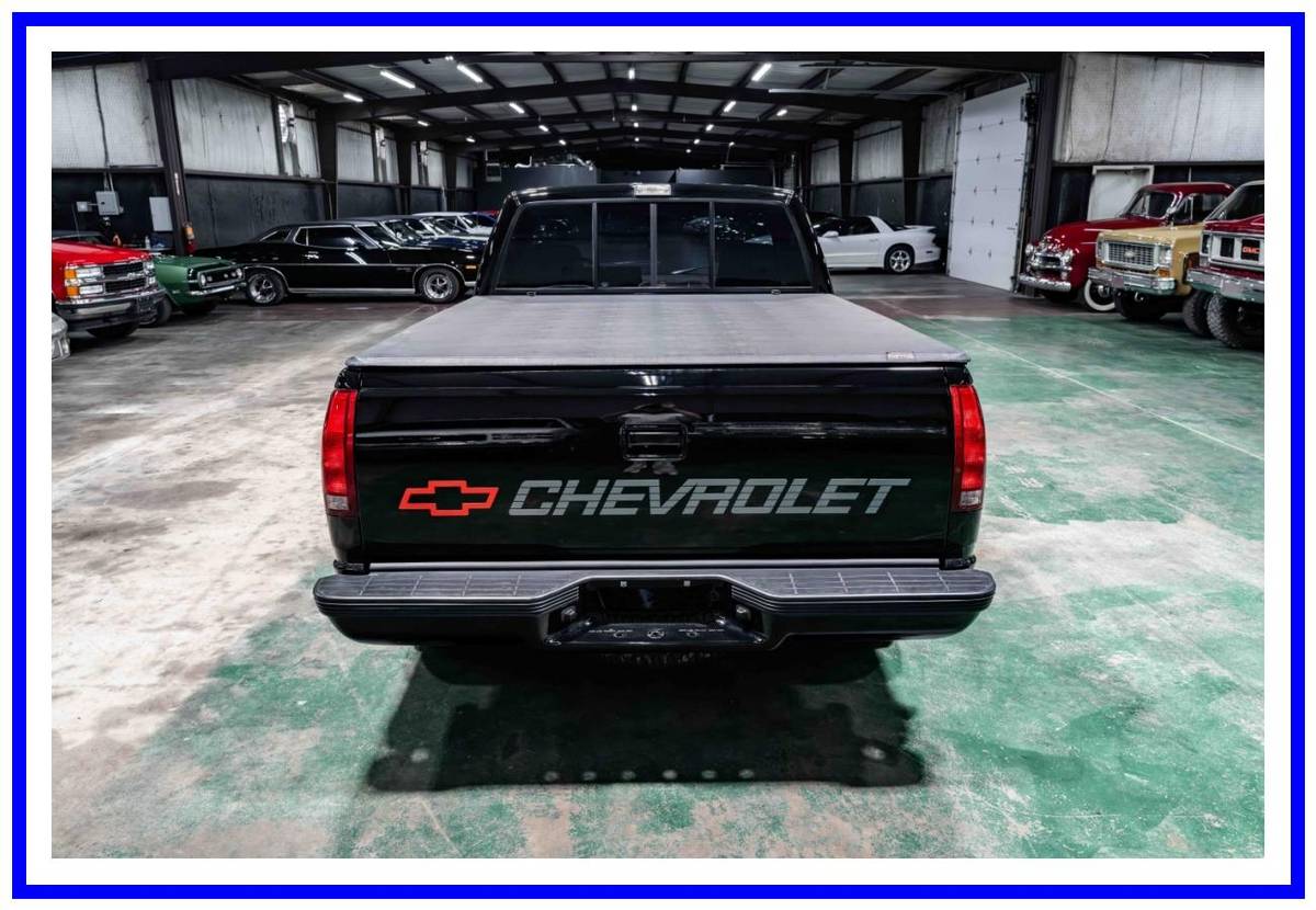 Chevrolet-454ss-1990-black-49