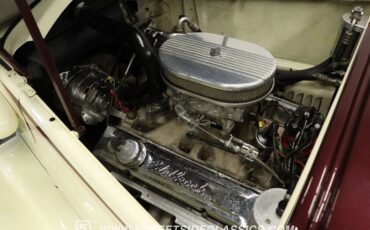 Chevrolet-5-window-1937-Burgundy-Cream-47