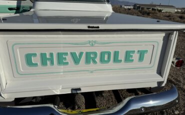 Chevrolet-Apache-1958-White-White-13