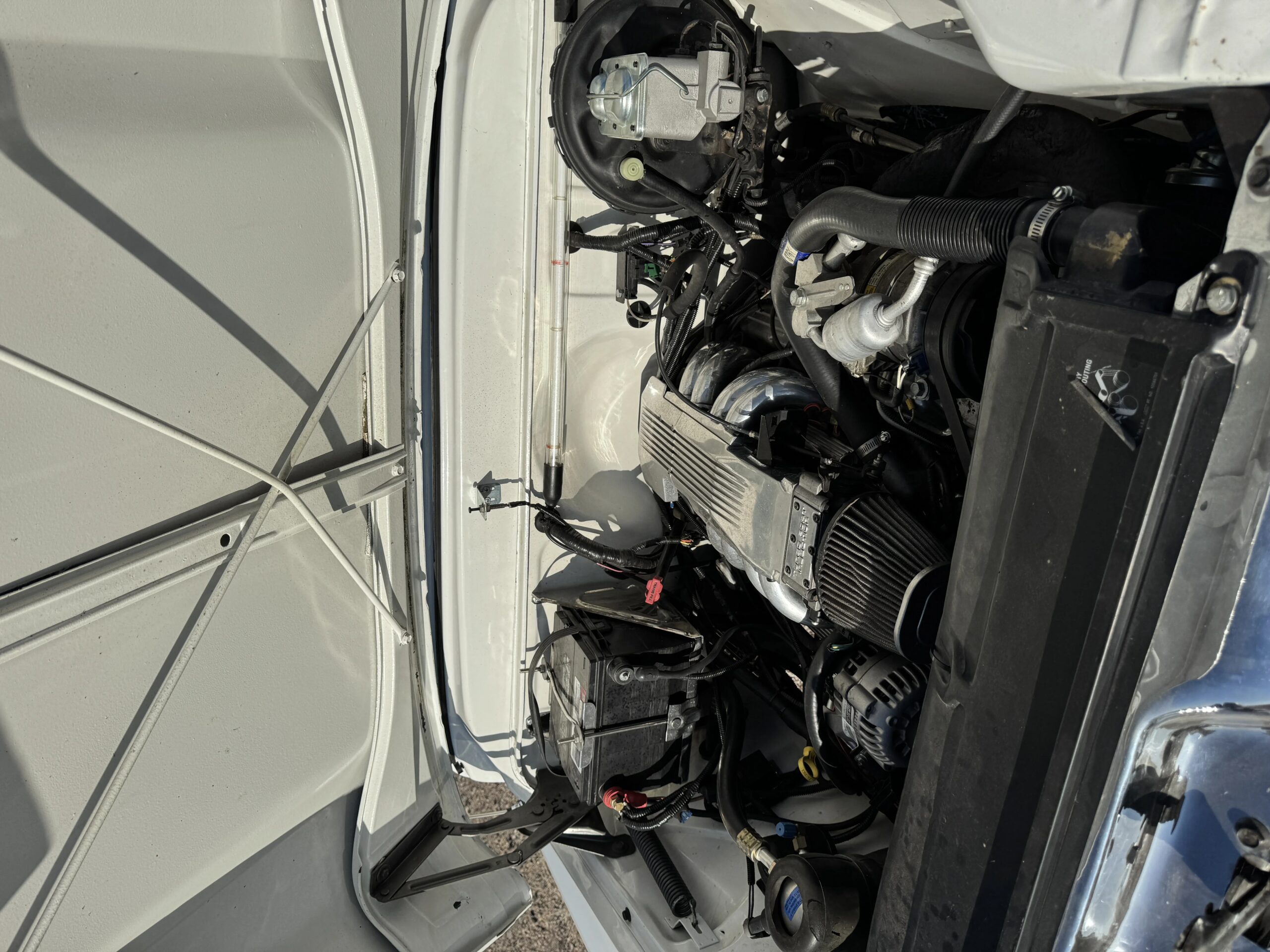 Chevrolet-Apache-1958-White-White-16