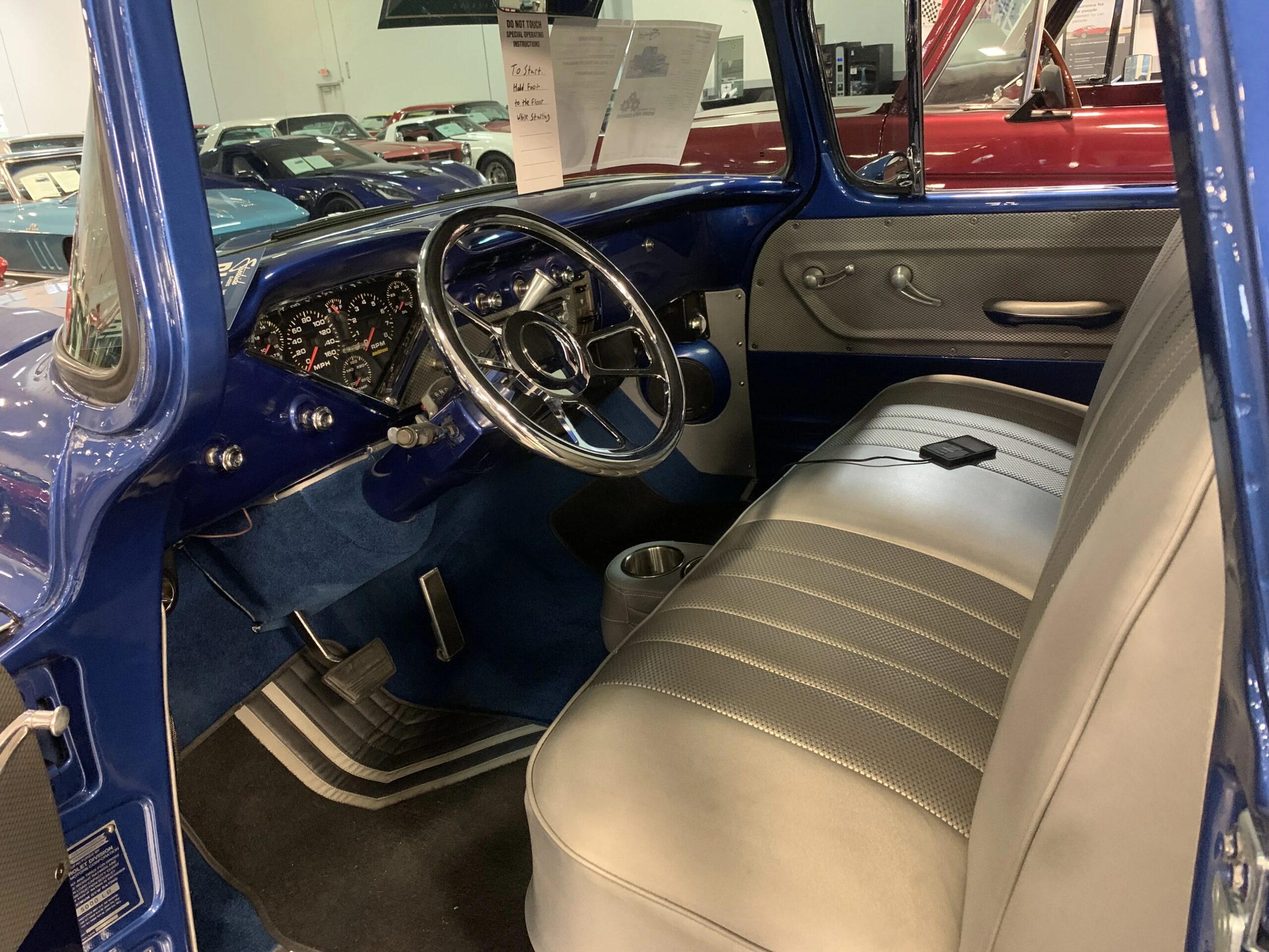 Chevrolet-Apache-1959-Blue-Gray-11