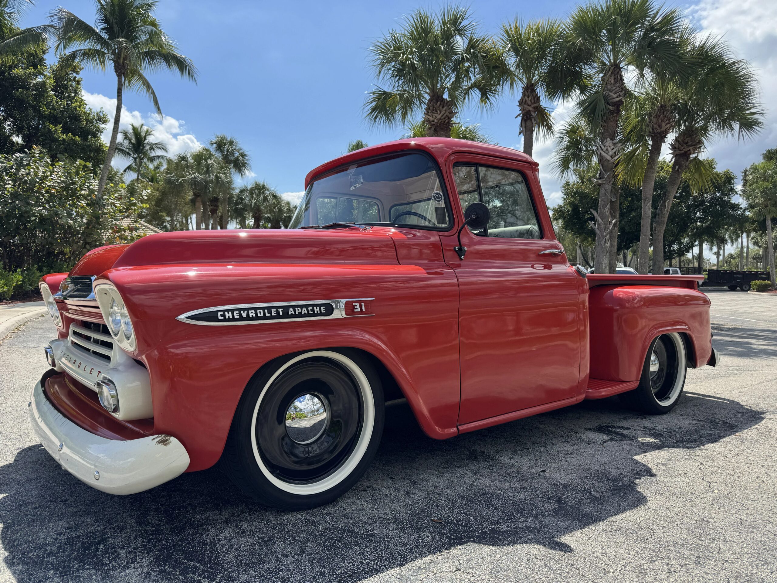 Chevrolet-Apache-1959-Red-Off-White-15