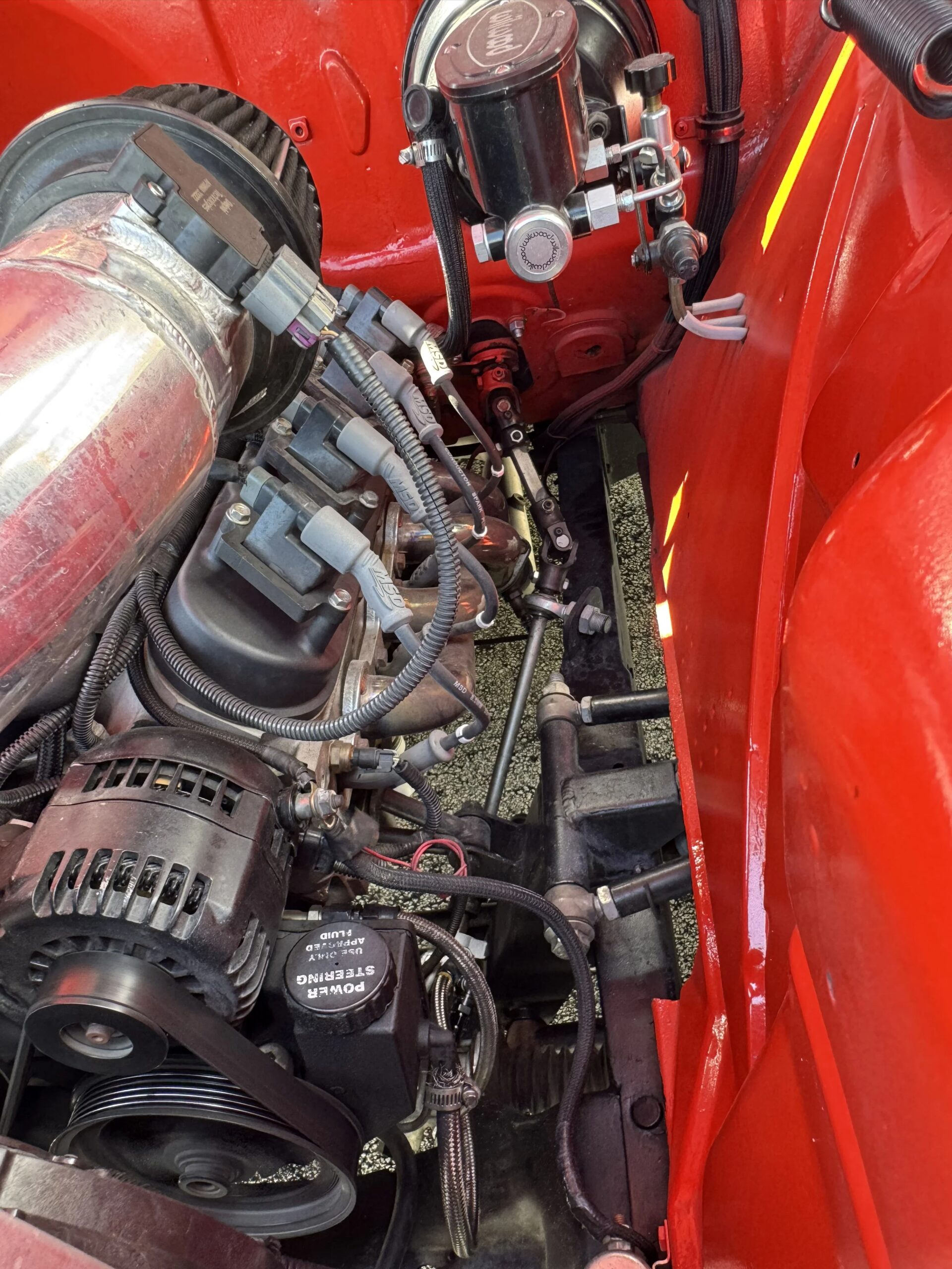 Chevrolet-Apache-1959-Red-Off-White-17