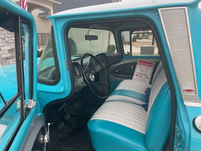 Chevrolet-Apache-1961-Turquoise-Gray-5