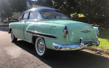 Chevrolet-Bel-Air150210-1953-Sedan-3