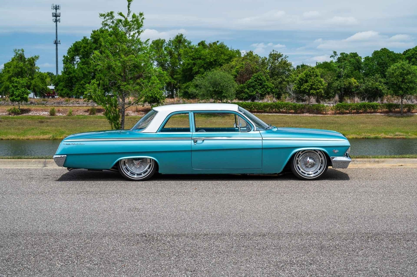 Chevrolet-Bel-Air150210-1962-2-Door-36