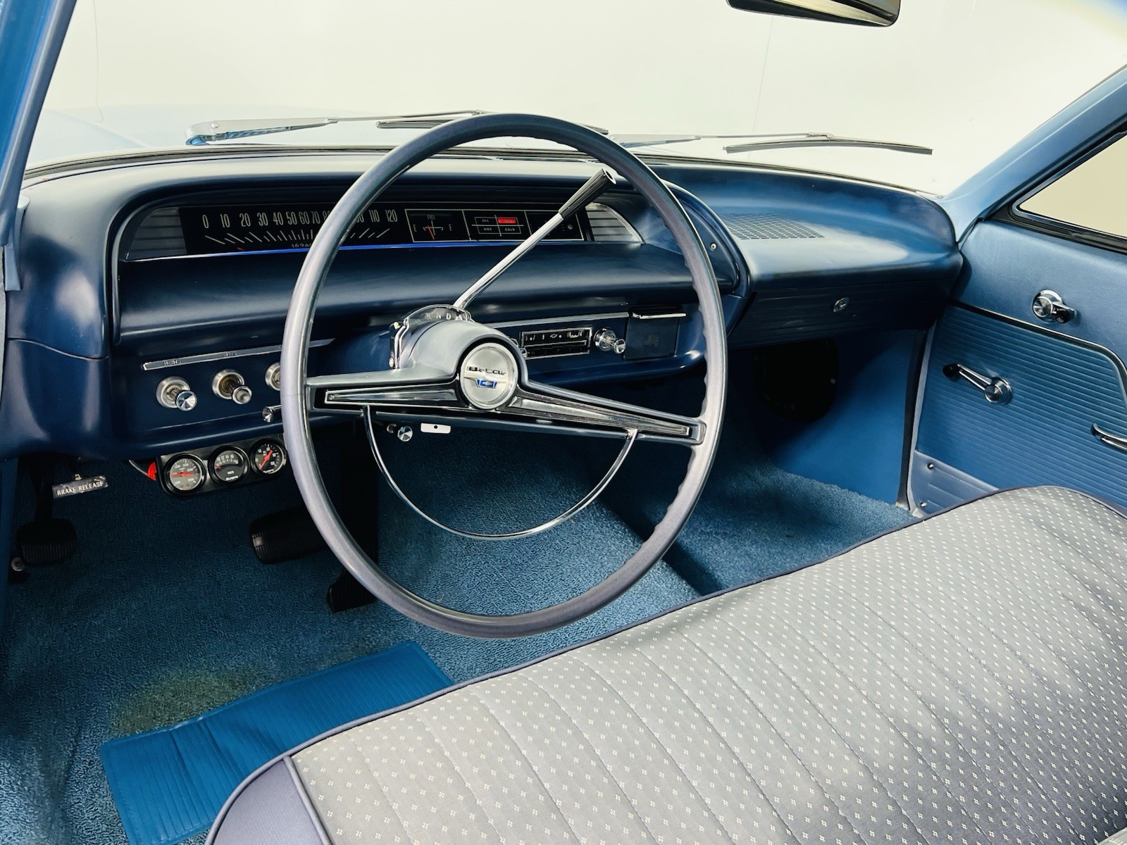 Chevrolet-Bel-Air150210-1963-Coupe-18