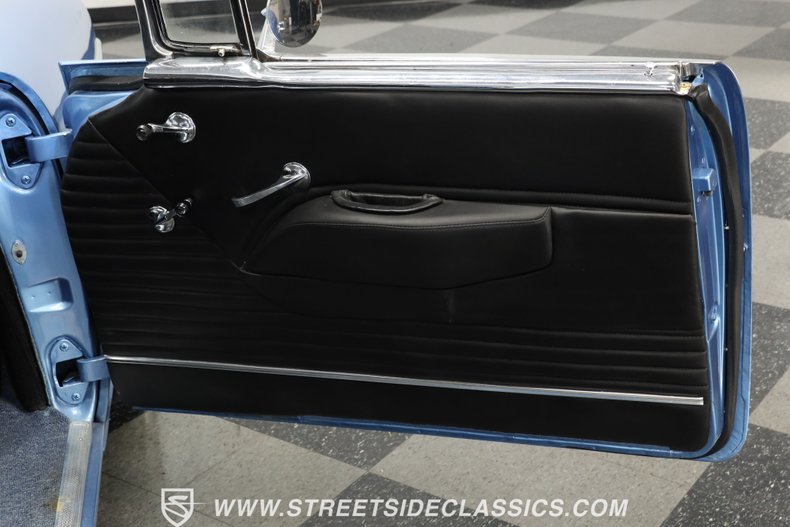 Chevrolet-Bel-air-1955-Light-Blue-Black-47