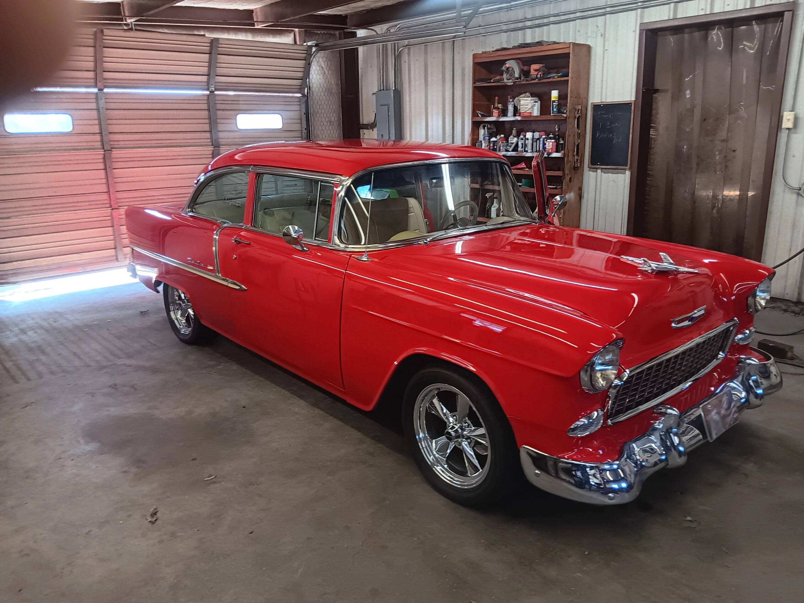 Chevrolet-Bel-air-1955-Red-Beige