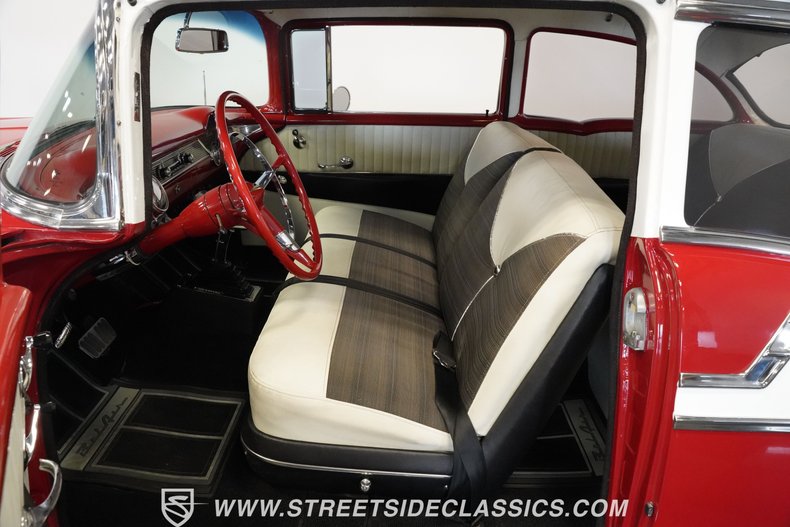 Chevrolet-Bel-air-1956-Red-White-35