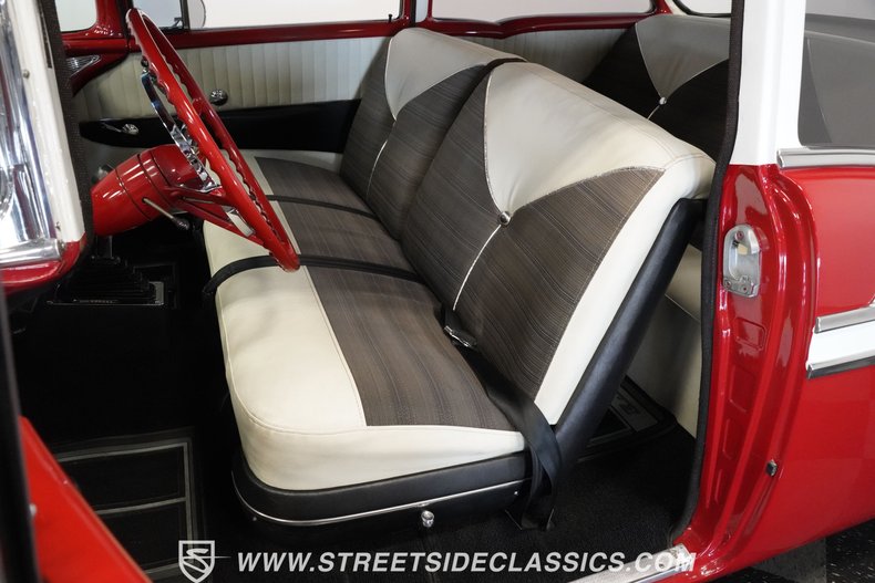 Chevrolet-Bel-air-1956-Red-White-49