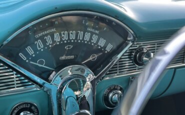Chevrolet-Bel-air-1956-Turquoise-Turquoise-25