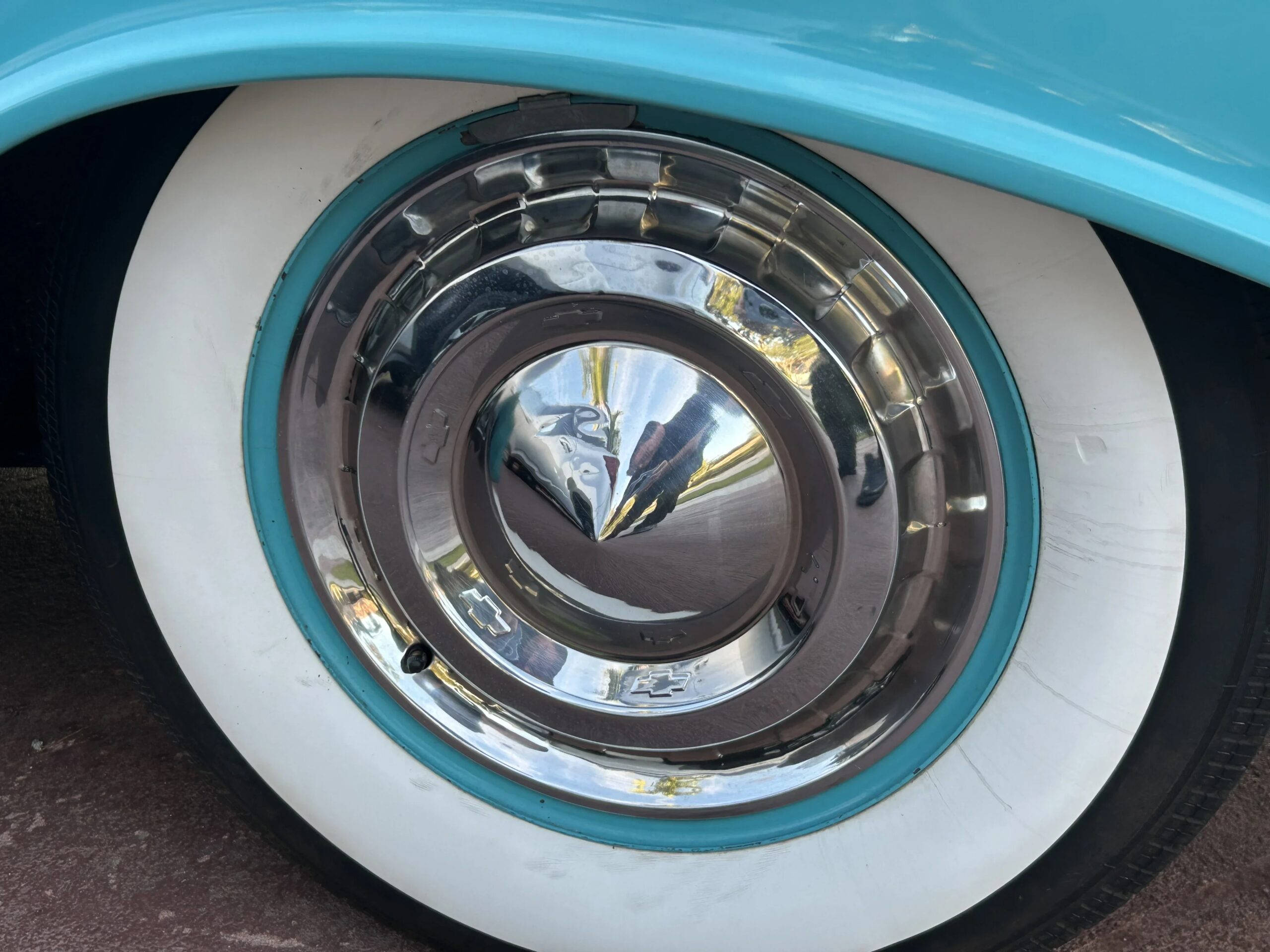 Chevrolet-Bel-air-1956-Turquoise-Turquoise-28