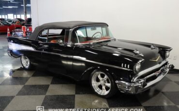 Chevrolet-Bel-air-1957-Black-Red-12
