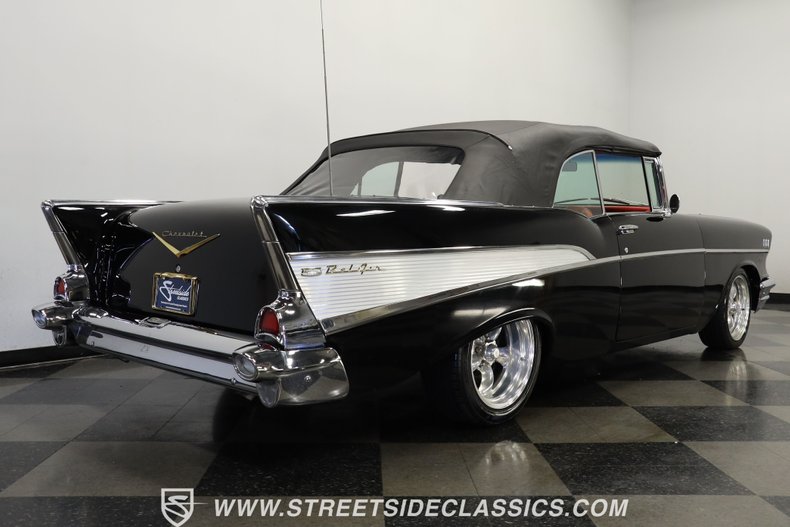Chevrolet-Bel-air-1957-Black-Red-26