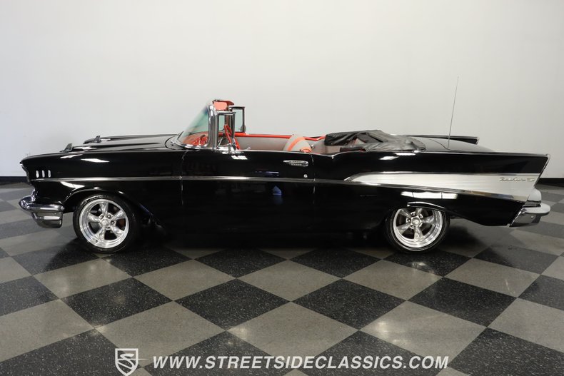 Chevrolet-Bel-air-1957-Black-Red