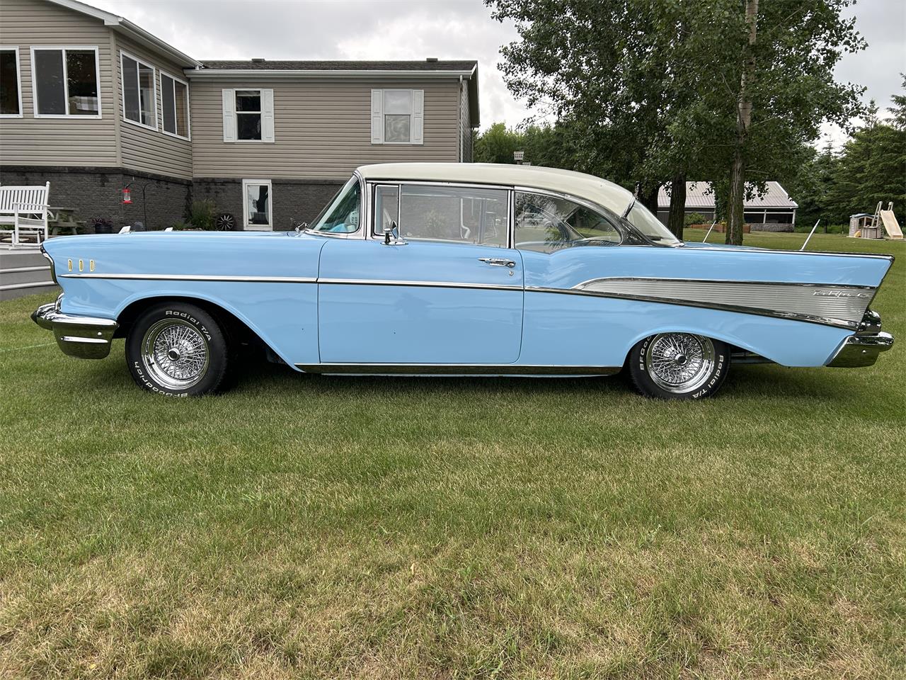 Chevrolet-Bel-air-1957-Blue-and-Cream-Blue-and-Cream-20