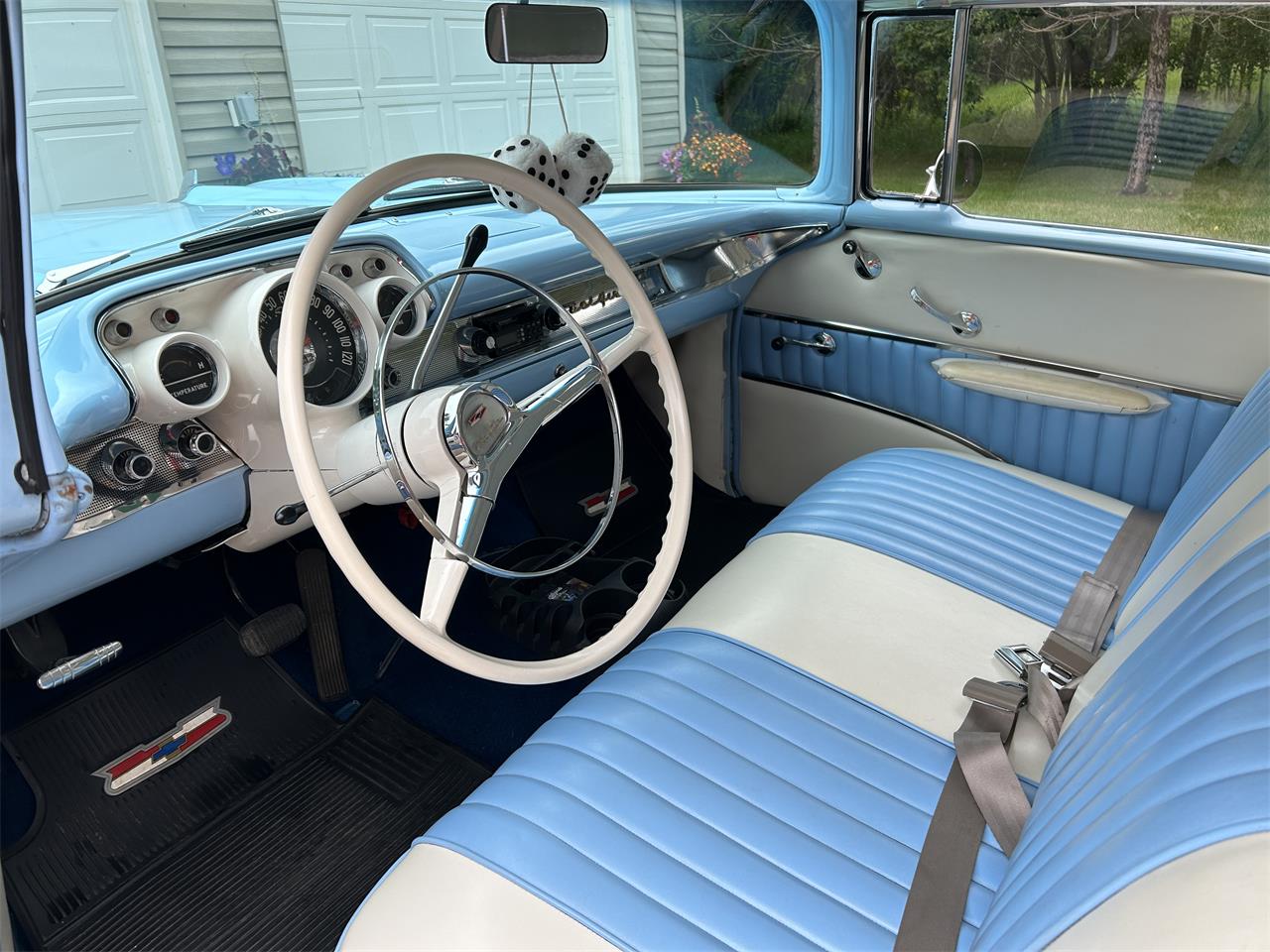 Chevrolet-Bel-air-1957-Blue-and-Cream-Blue-and-Cream-9