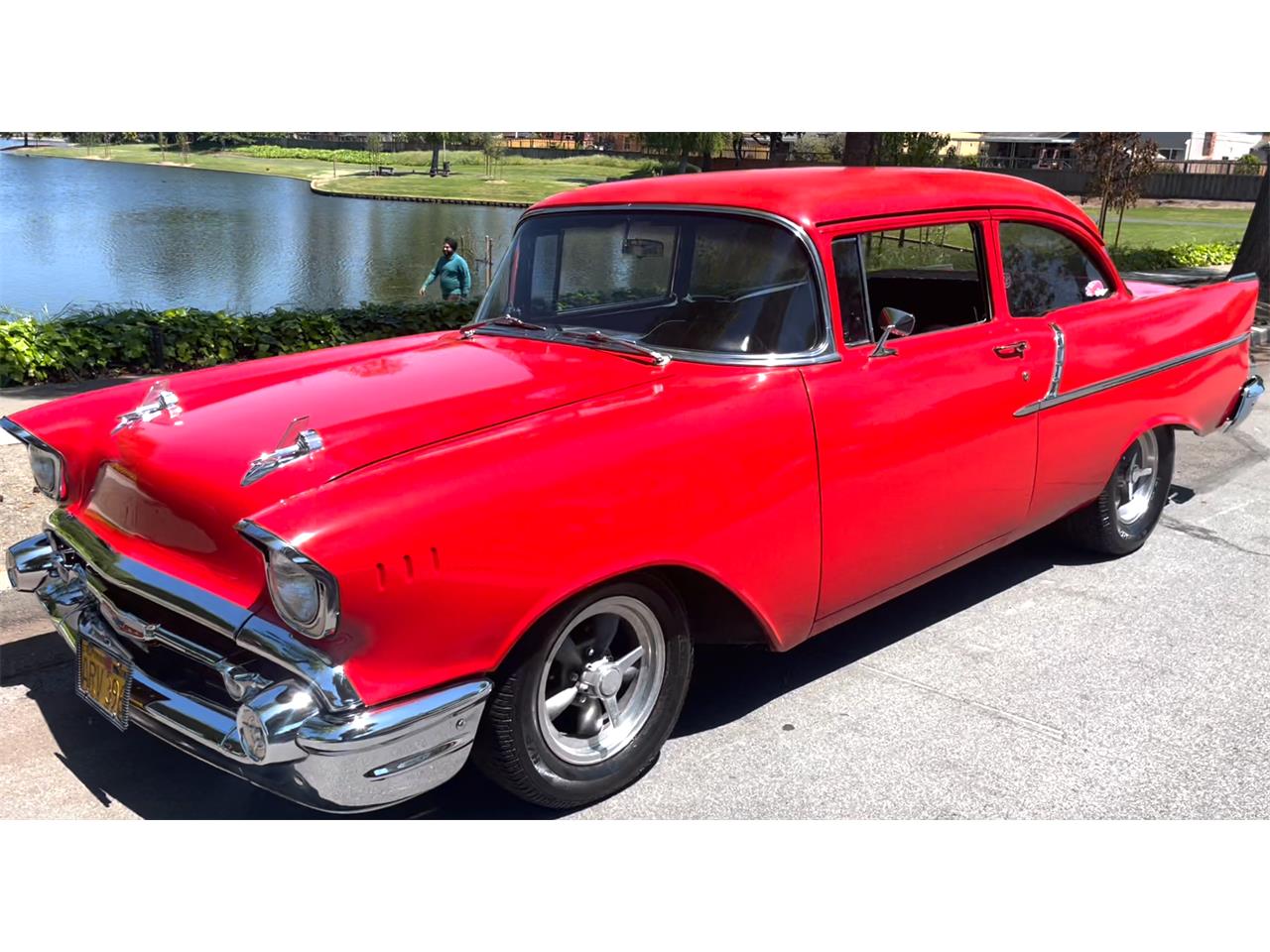 Chevrolet-Bel-air-1957-Fire-Red-Black-With-Red-Trim-1
