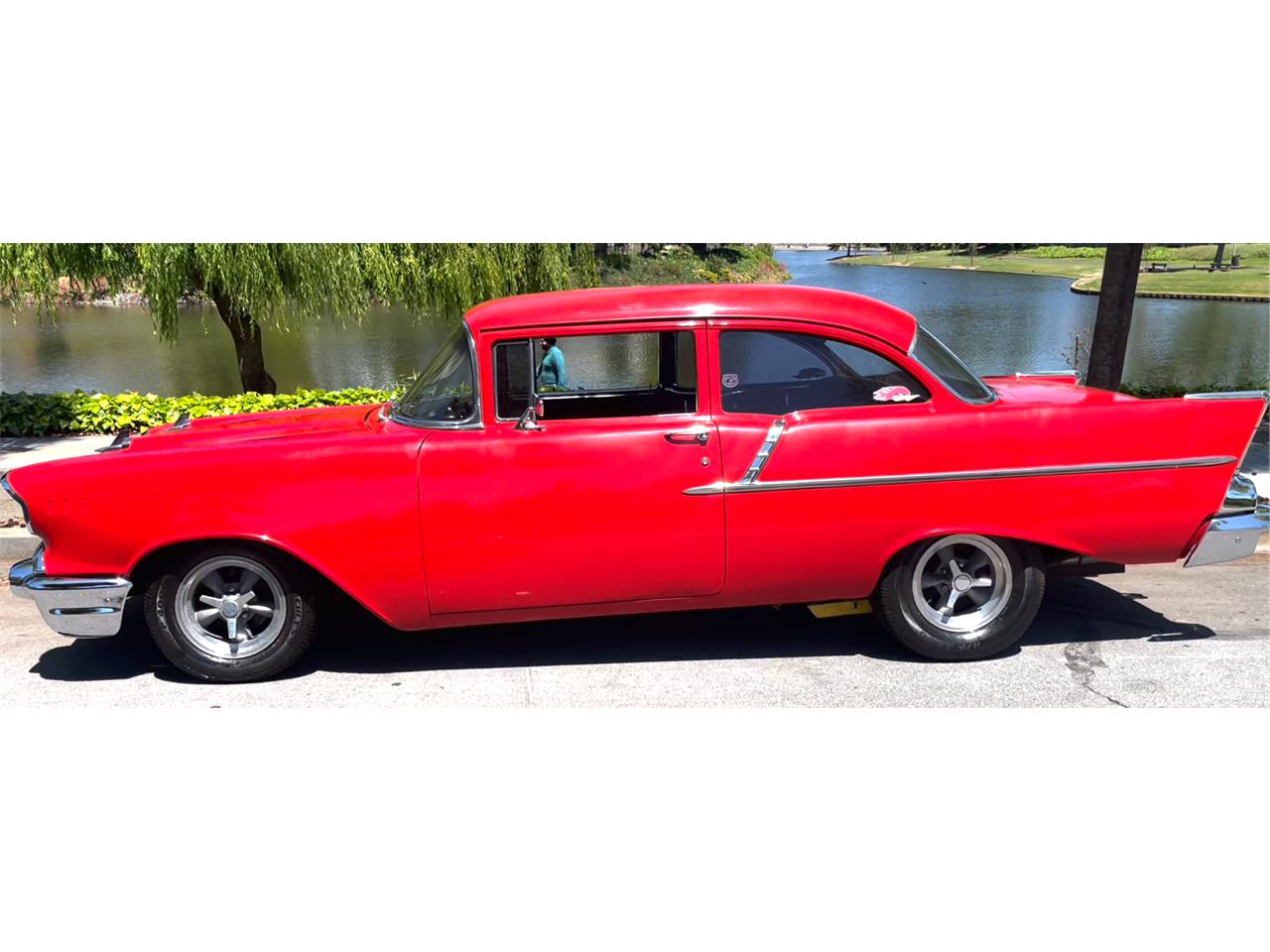 Chevrolet-Bel-air-1957-Fire-Red-Black-With-Red-Trim-7