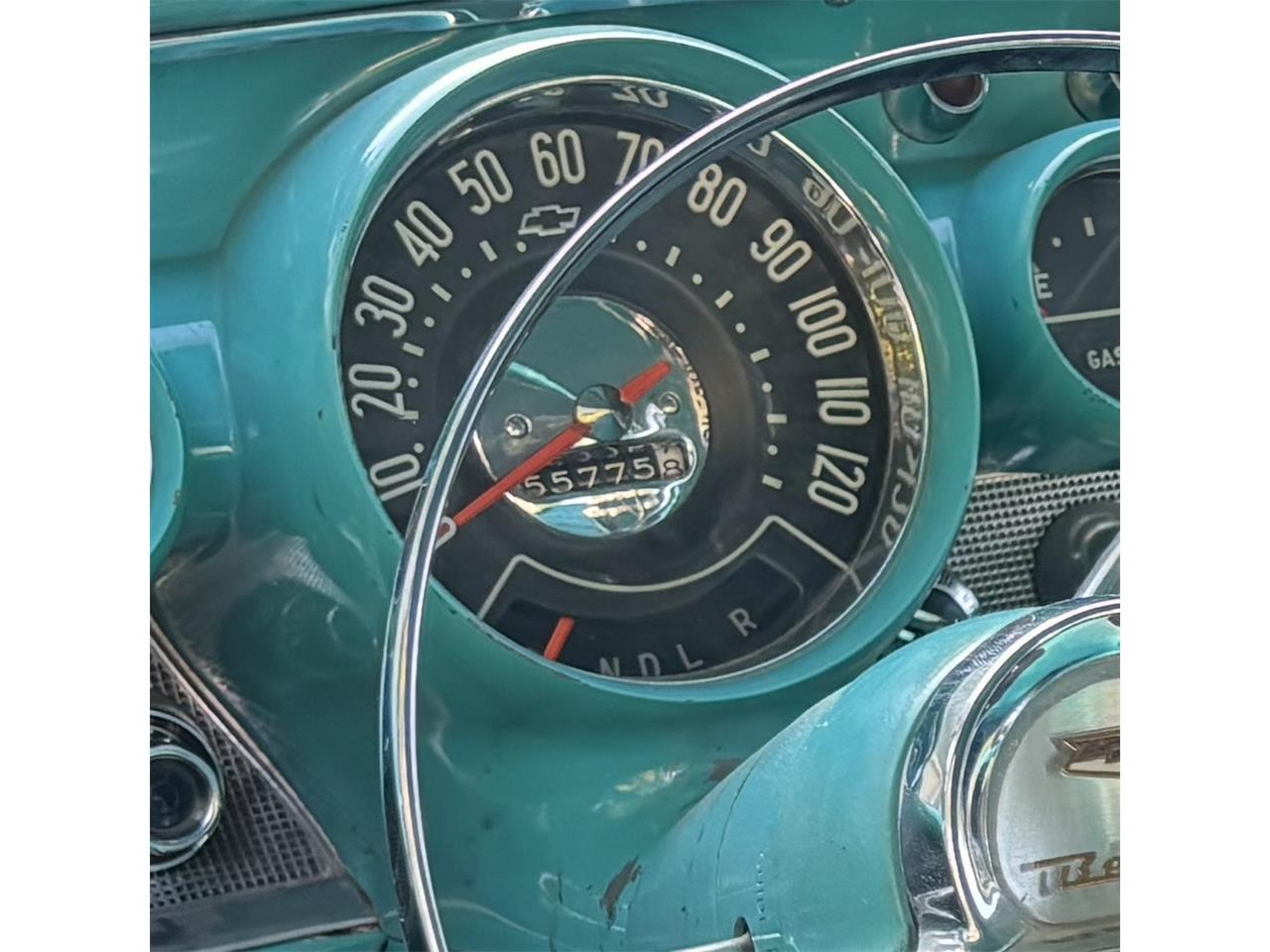 Chevrolet-Bel-air-1957-Ivory-over-Turquoise-Turquoise-and-Black-12
