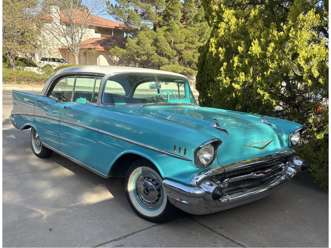 Chevrolet-Bel-air-1957-Ivory-over-Turquoise-Turquoise-and-Black-26