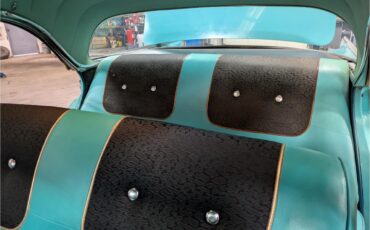 Chevrolet-Bel-air-1957-Ivory-over-Turquoise-Turquoise-and-Black-27