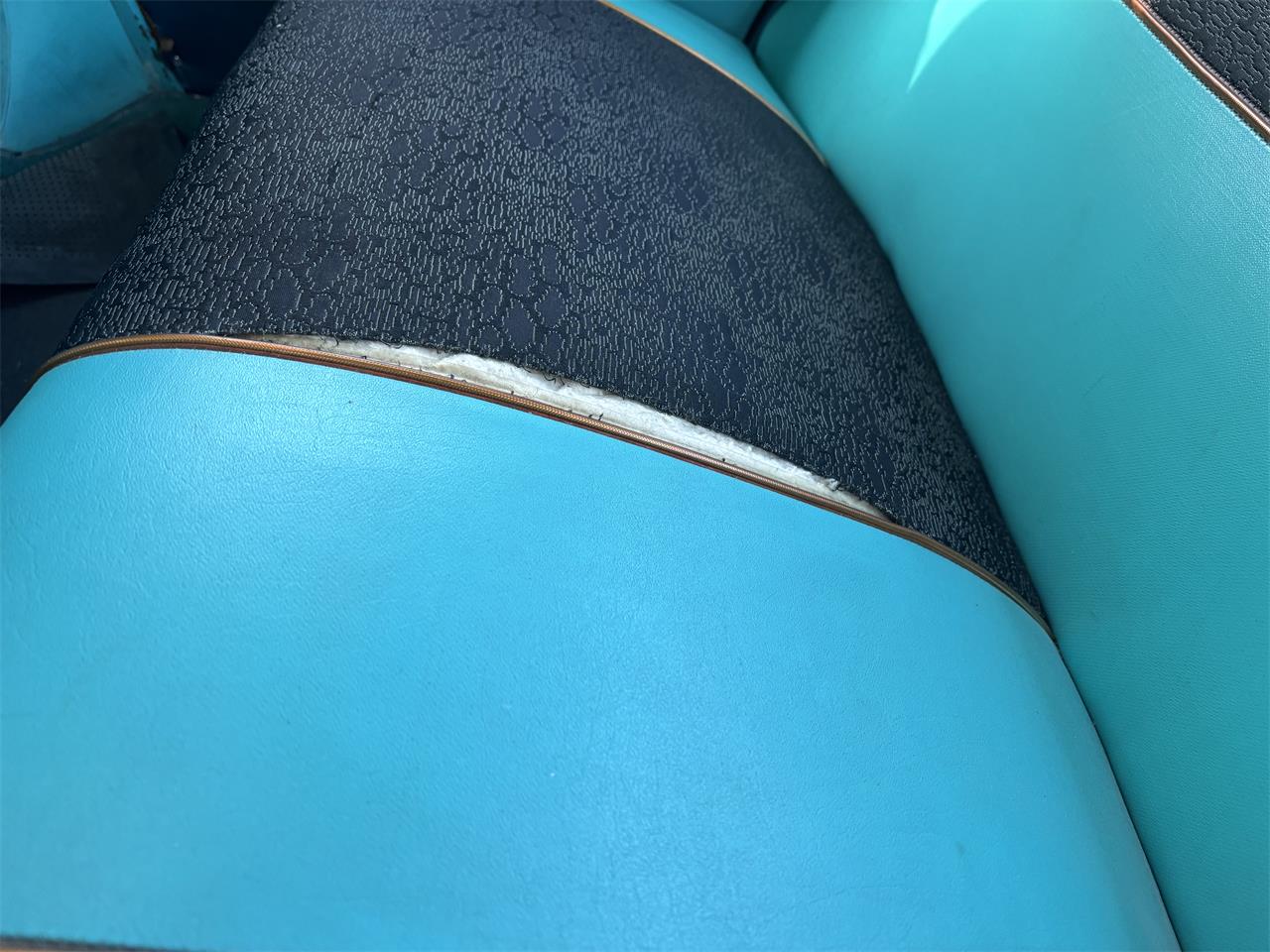 Chevrolet-Bel-air-1957-Ivory-over-Turquoise-Turquoise-and-Black-30