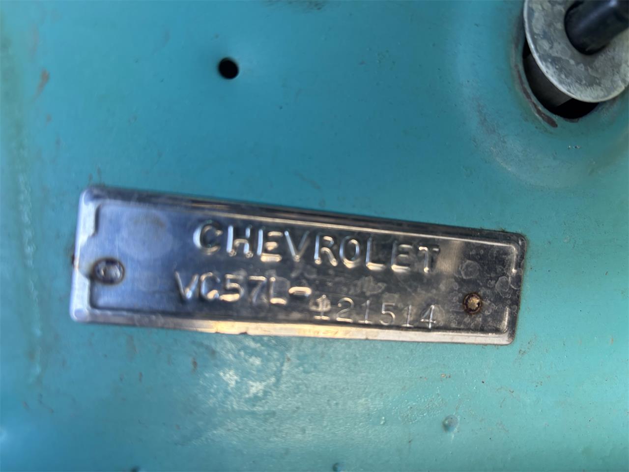 Chevrolet-Bel-air-1957-Ivory-over-Turquoise-Turquoise-and-Black-7