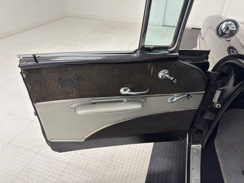 Chevrolet-Bel-air-1957-Onyx-Black-Black-31