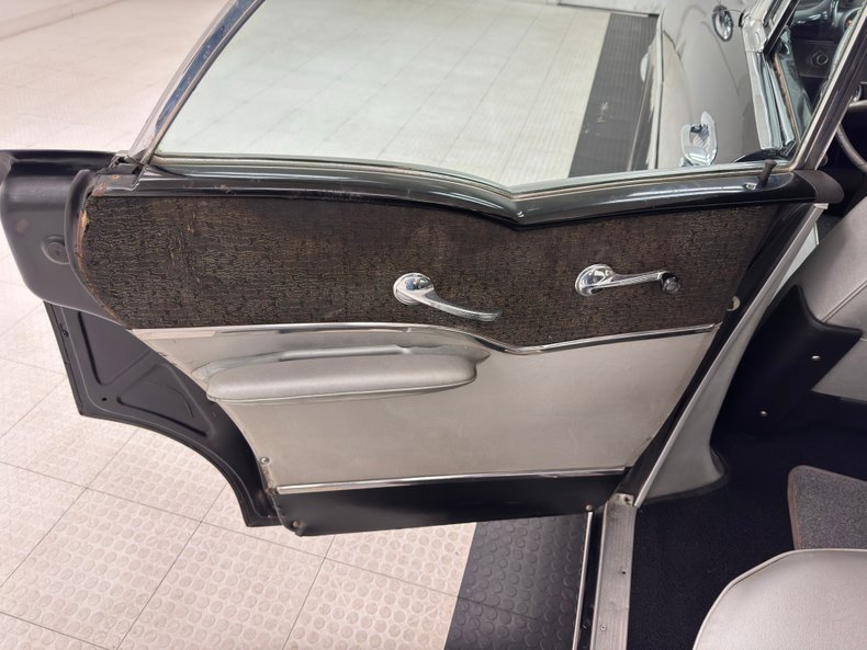 Chevrolet-Bel-air-1957-Onyx-Black-Black-32