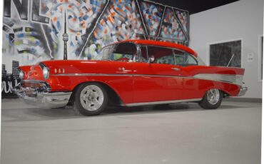 Chevrolet-Bel-air-1957-red-red