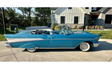 Chevrolet-Bel-air-convertible-1957-Turquoise-Blue-Ivory-4